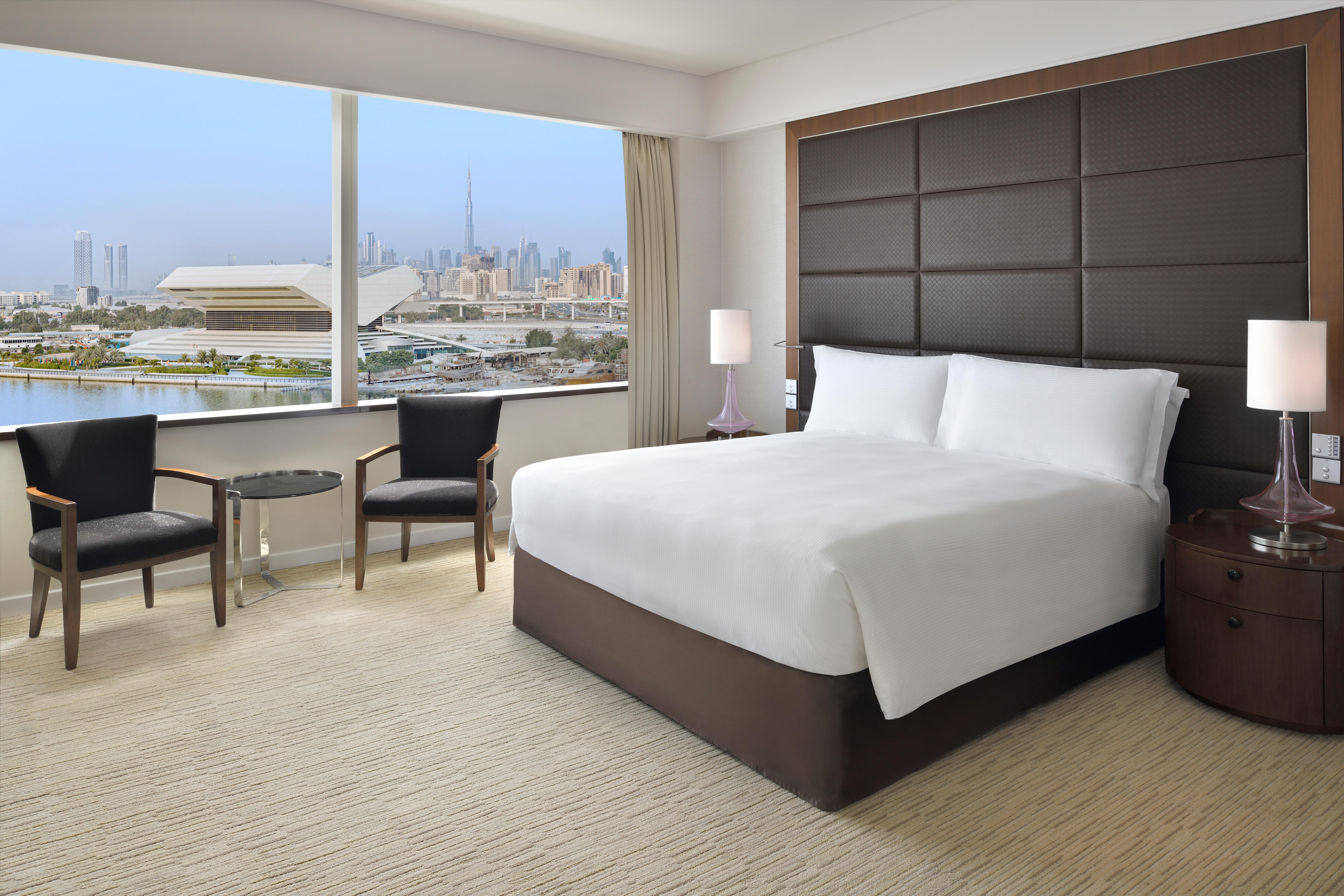 Hotel Crowne Plaza Festival City