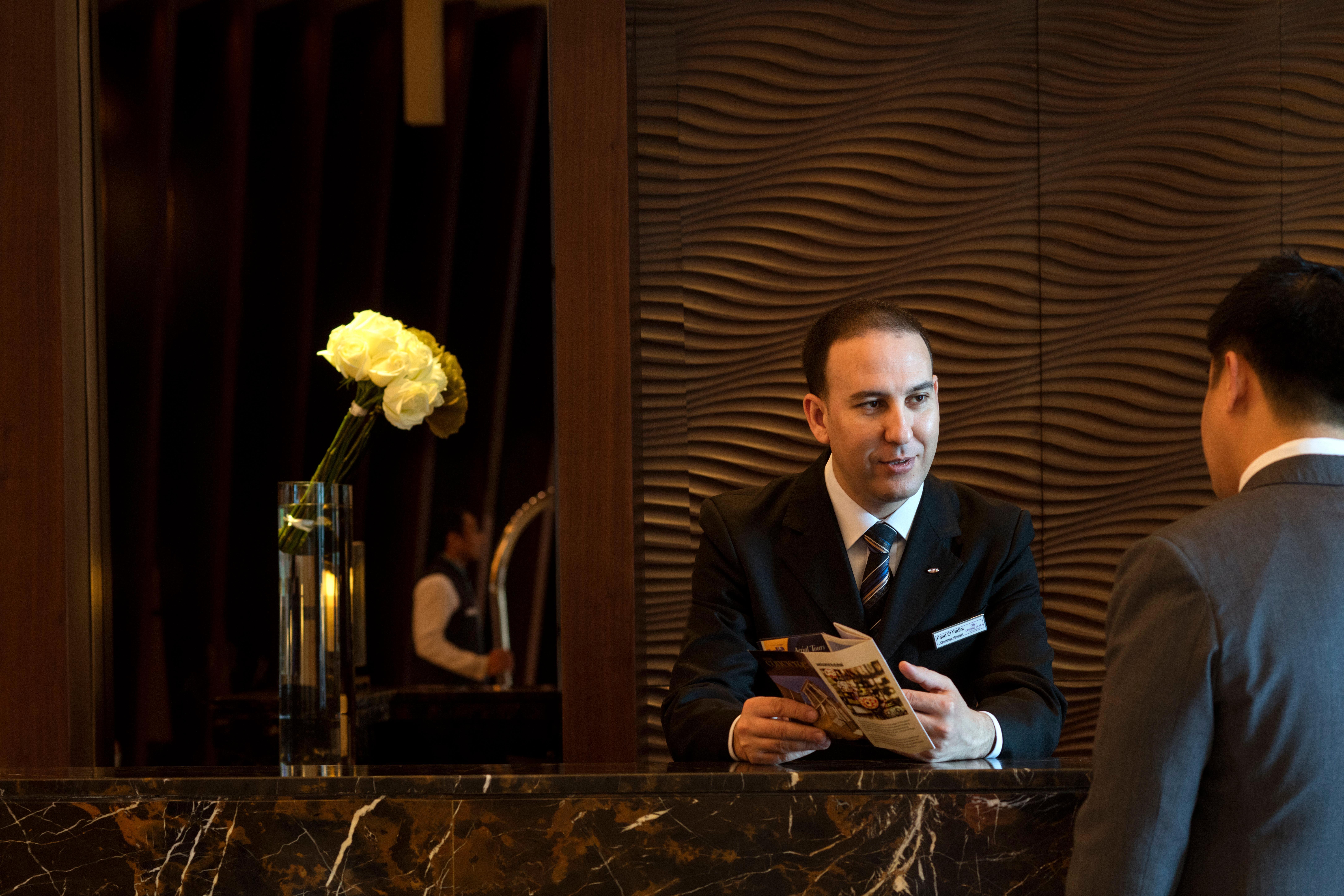 Crowne Plaza Festival City 5*