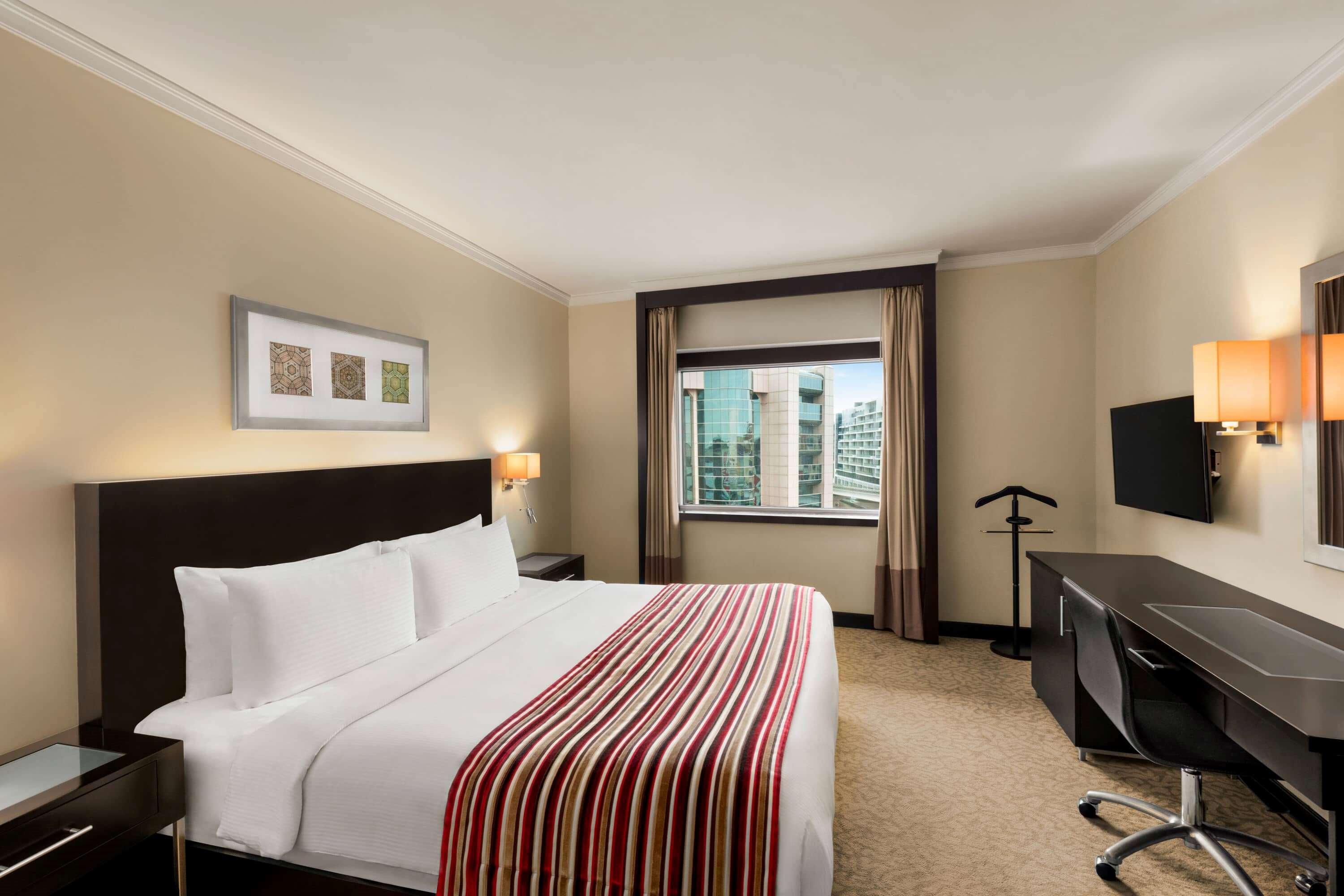 Ramada Plaza By Wyndham Deira 4*