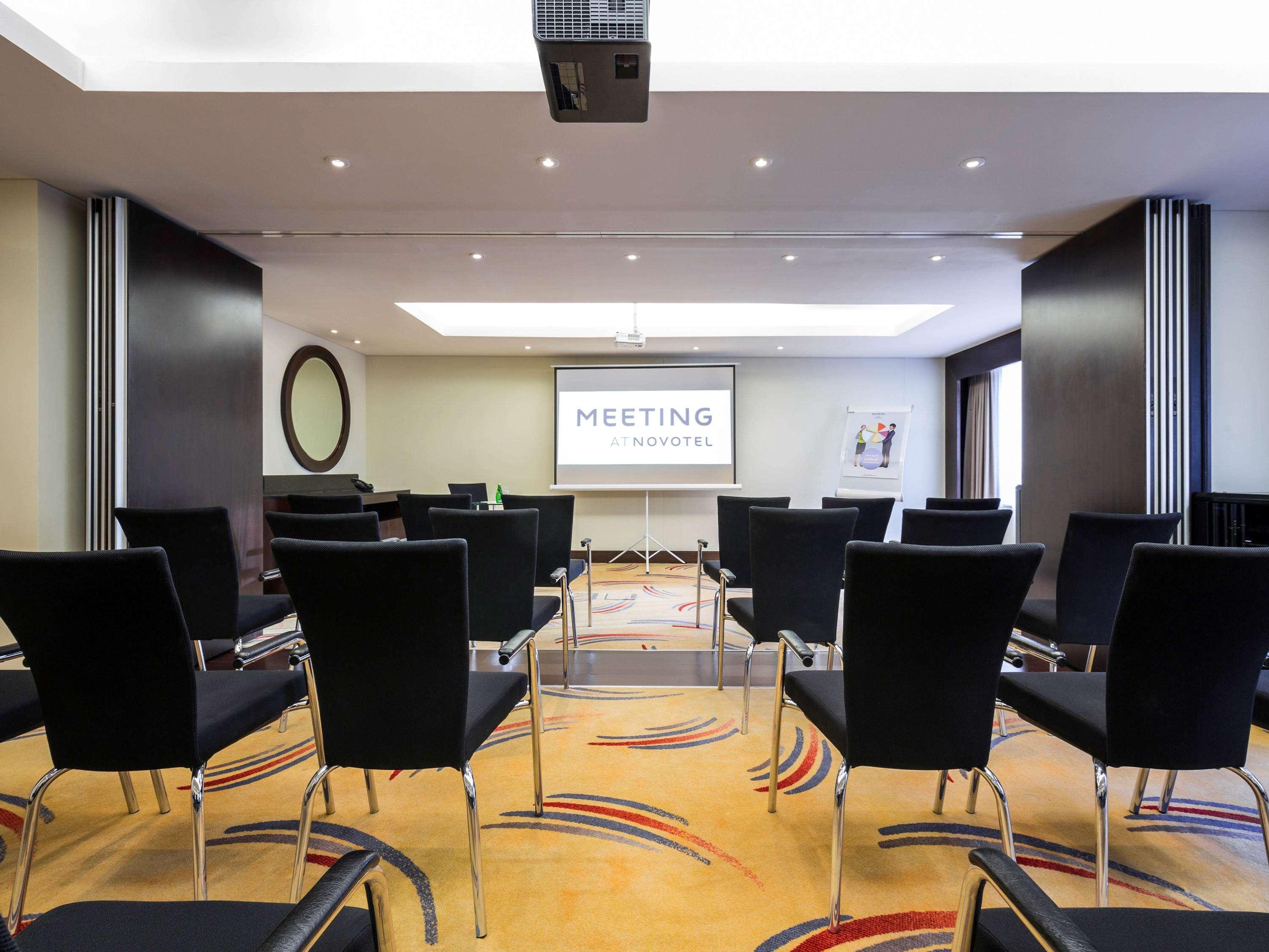 Hotel Novotel Deira Creekside Dubai