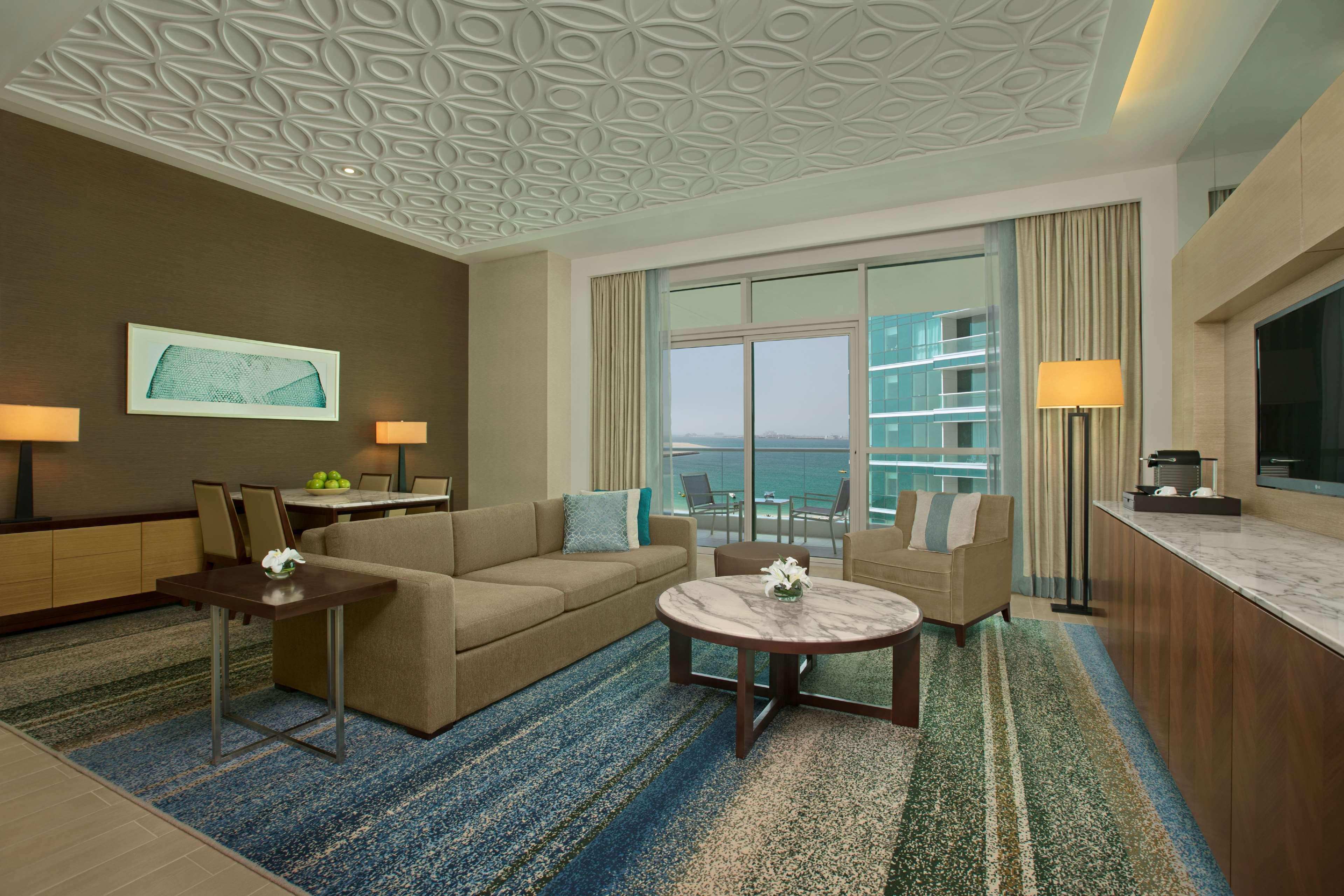 Doubletree By Hilton Jumeirah Resort 4*