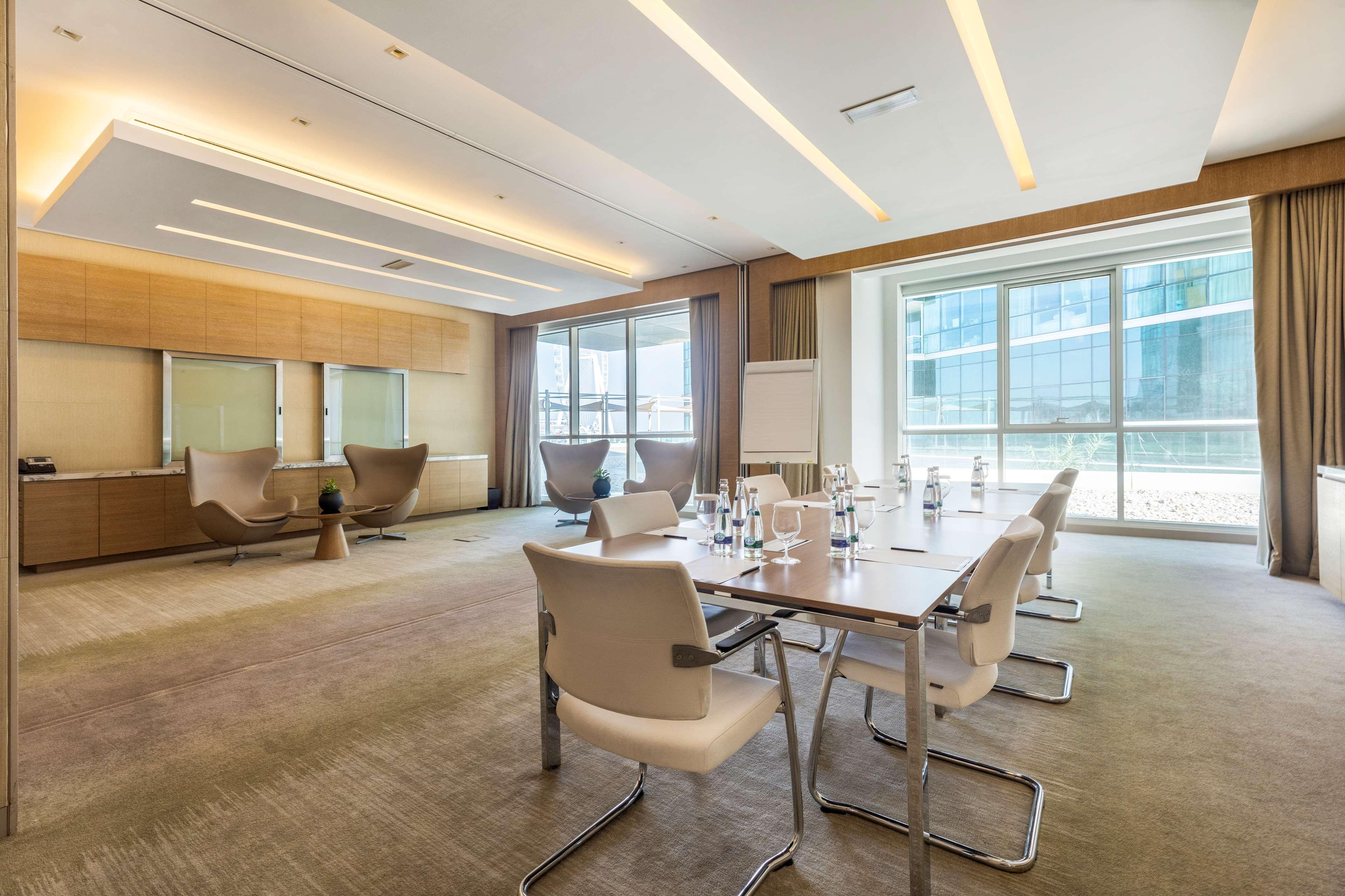 Doubletree By Hilton Jumeirah 4* Dubai