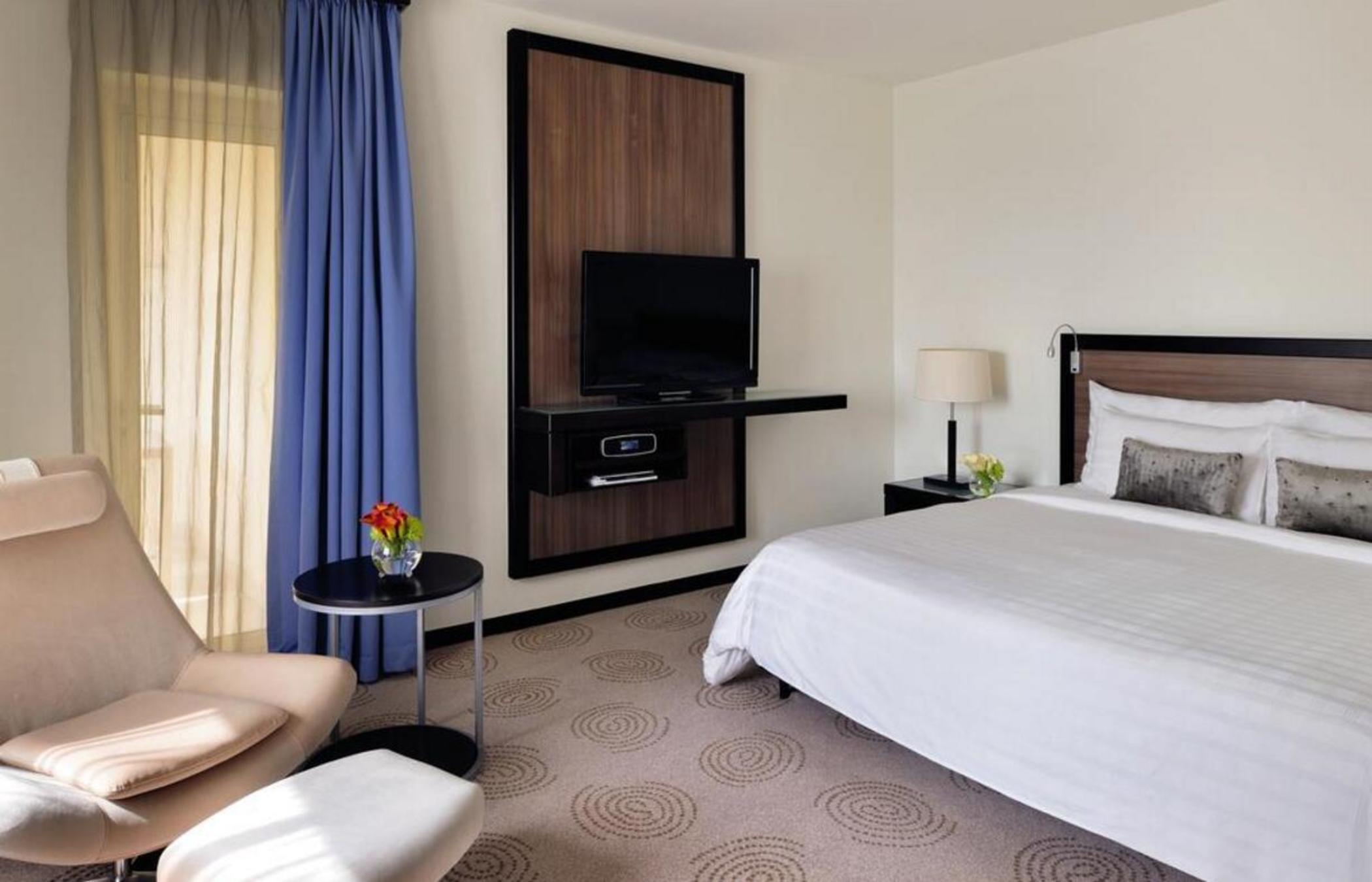 Avani Deira 5*