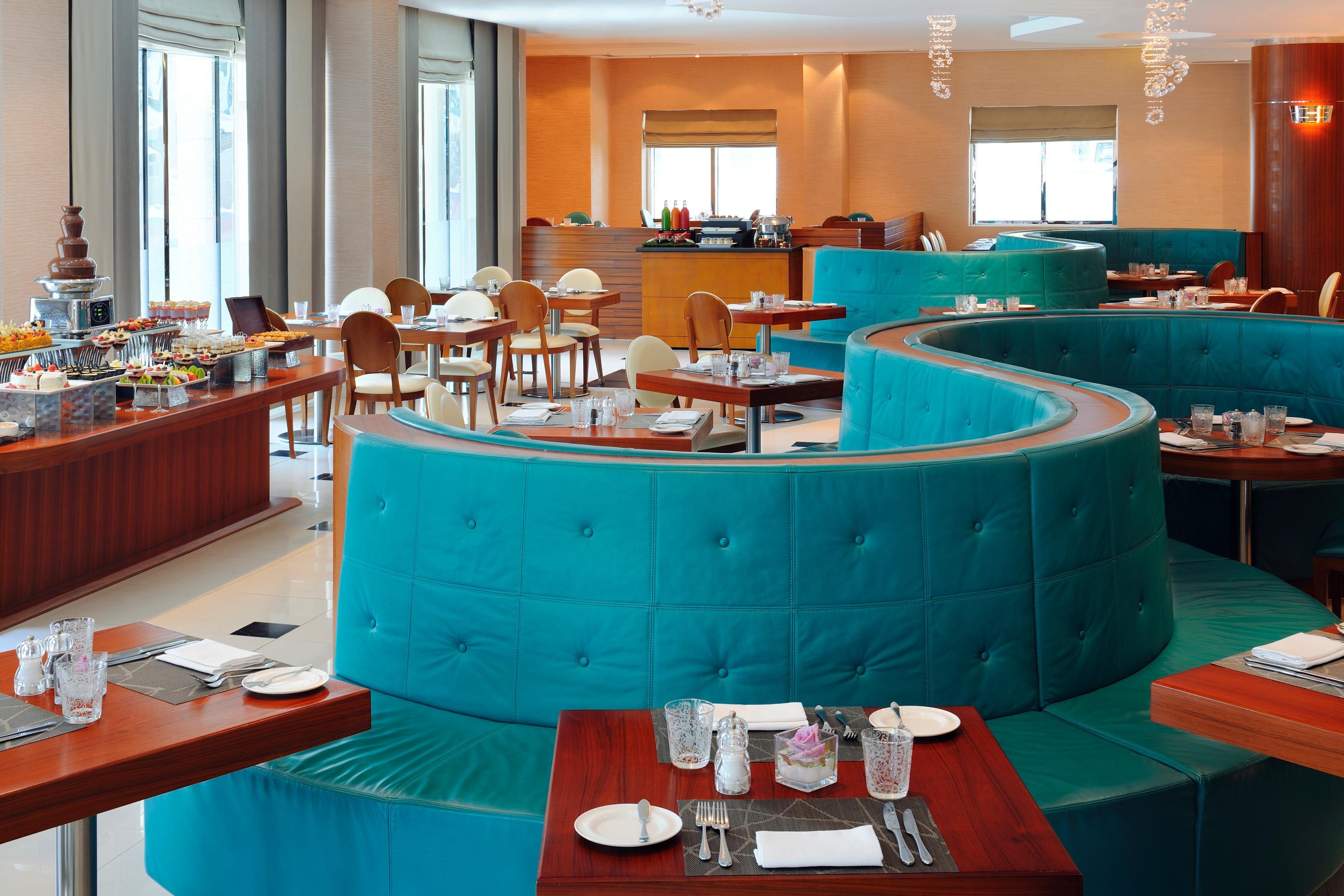 Hotel Avani Deira 5*