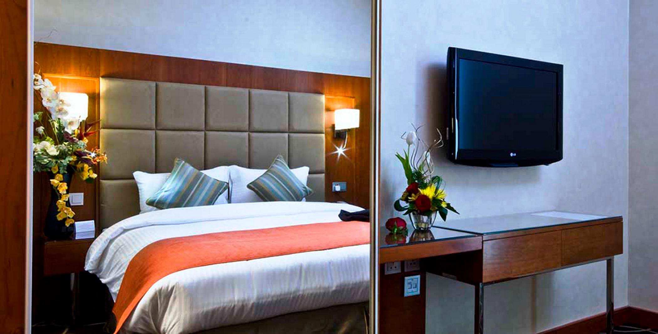 Hotel Montreal Barsha 4*