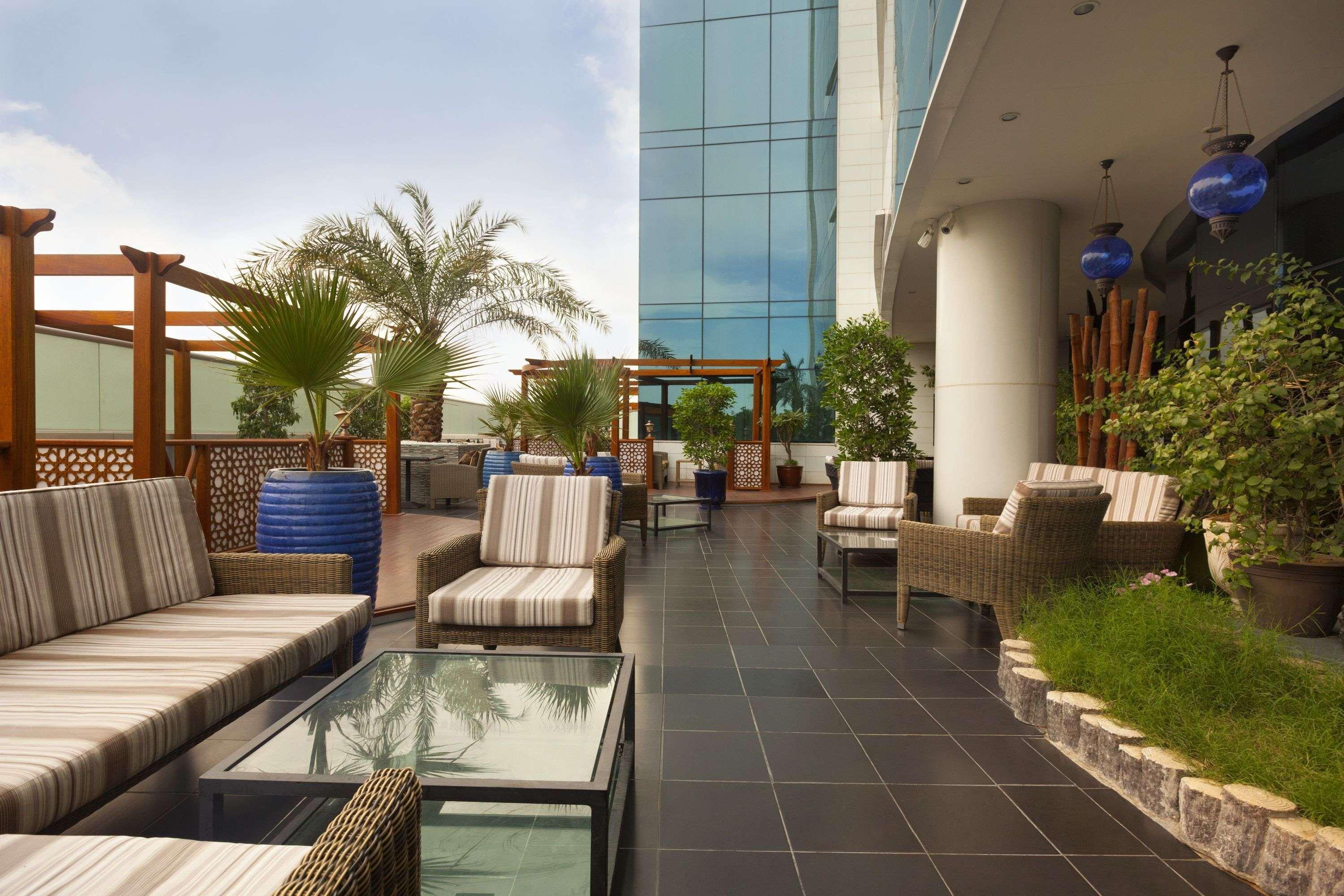 Montreal Barsha Hotel 4*