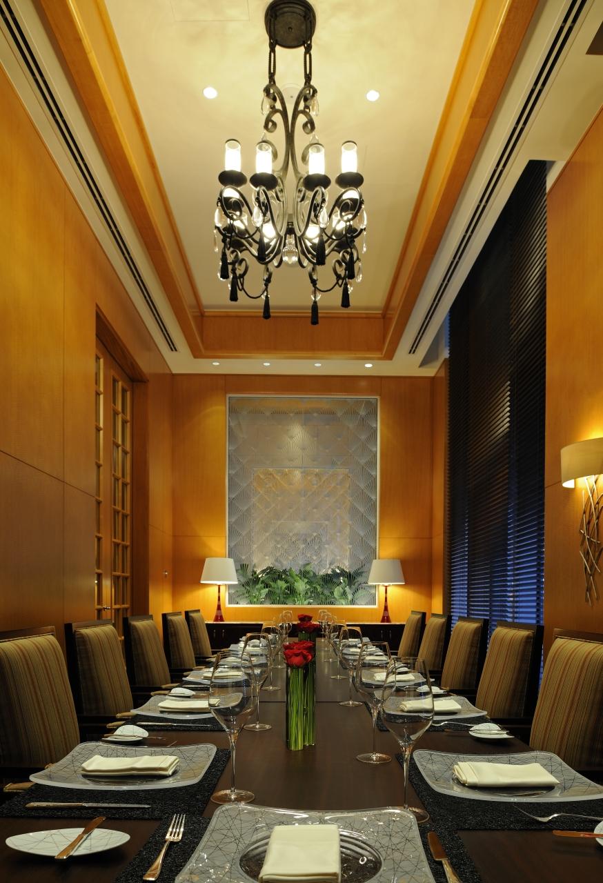 Hotel Ritz Carlton Difc Downtown 5*
