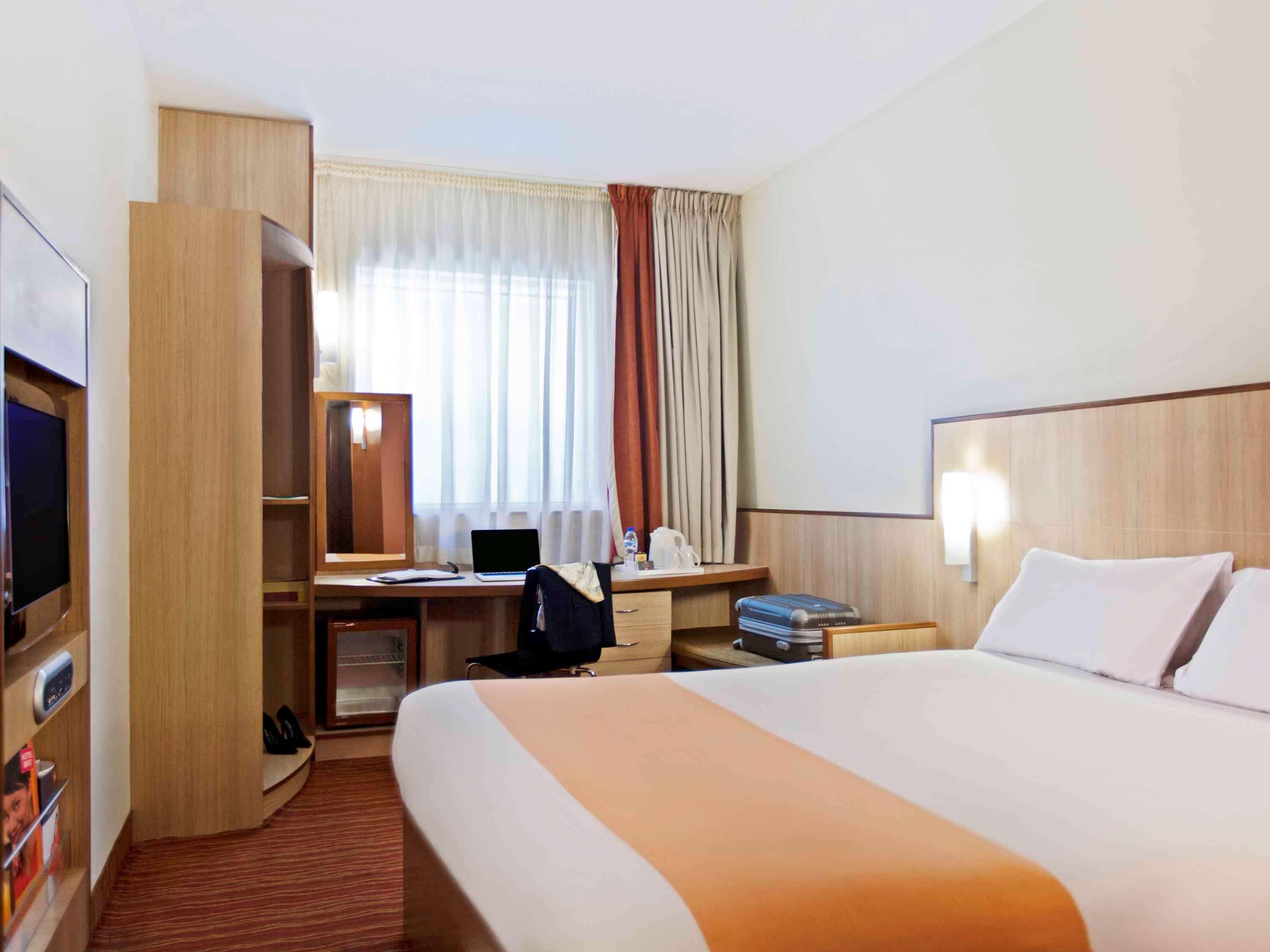 Ibis Al Barsha 3* Dubai
