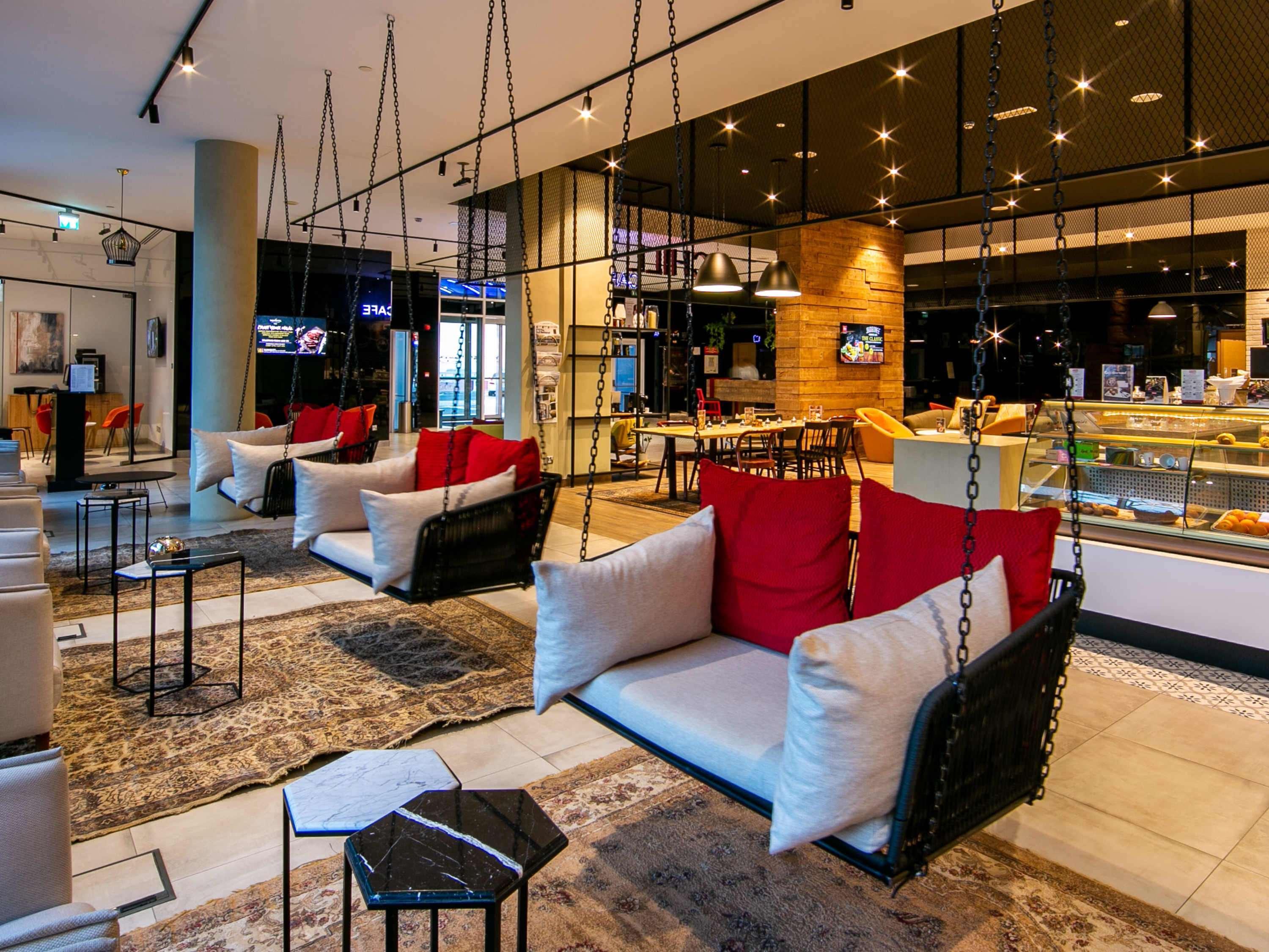 Ibis Al Barsha 3*