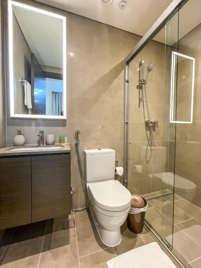 Mindblowing 2 Bedroom With Close View Of Burj Khalifa *