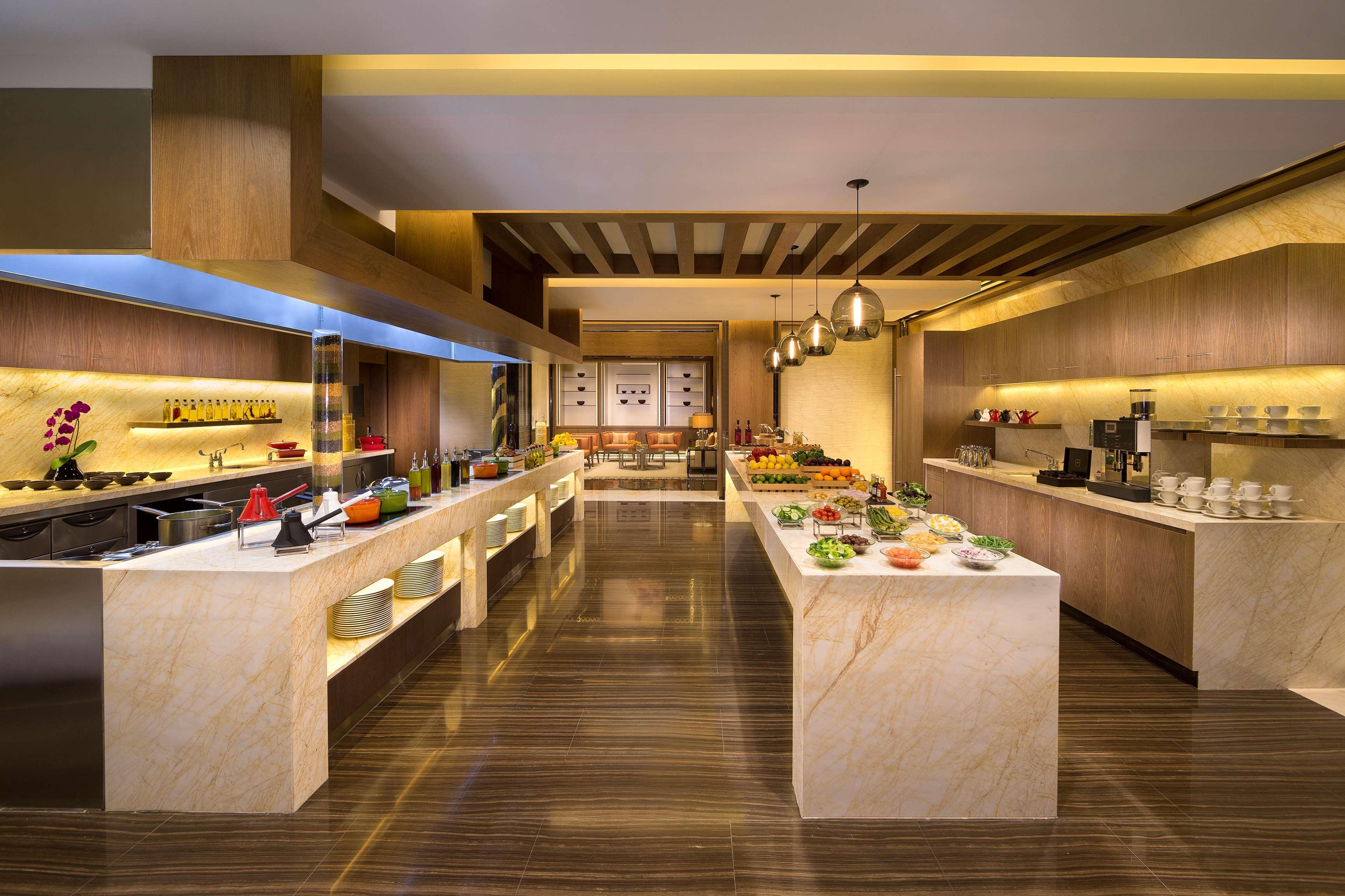 Hyatt Regency Creek Heights 5*