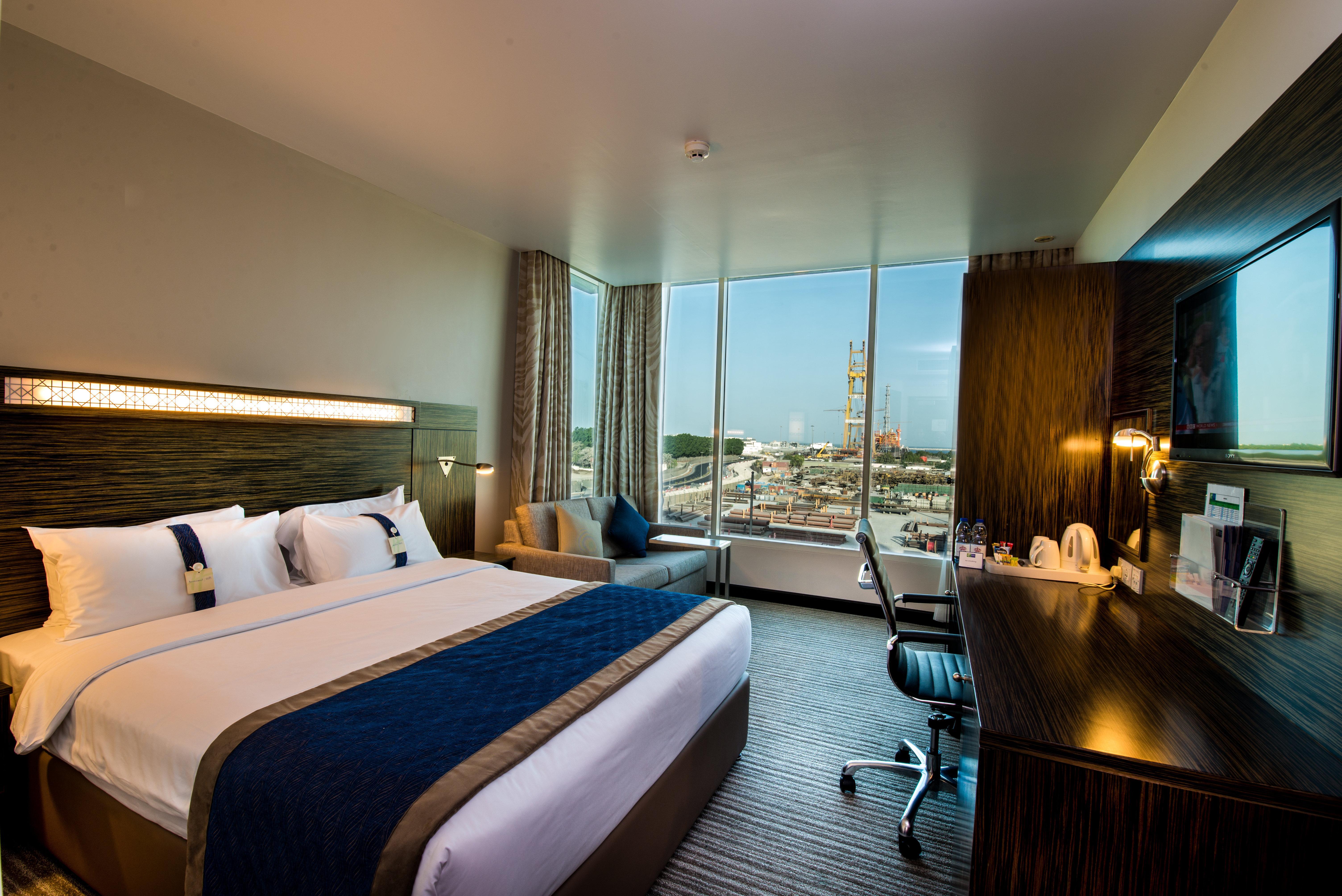 Hotel Express Dubai, Jumeirah By Ihg Dubai