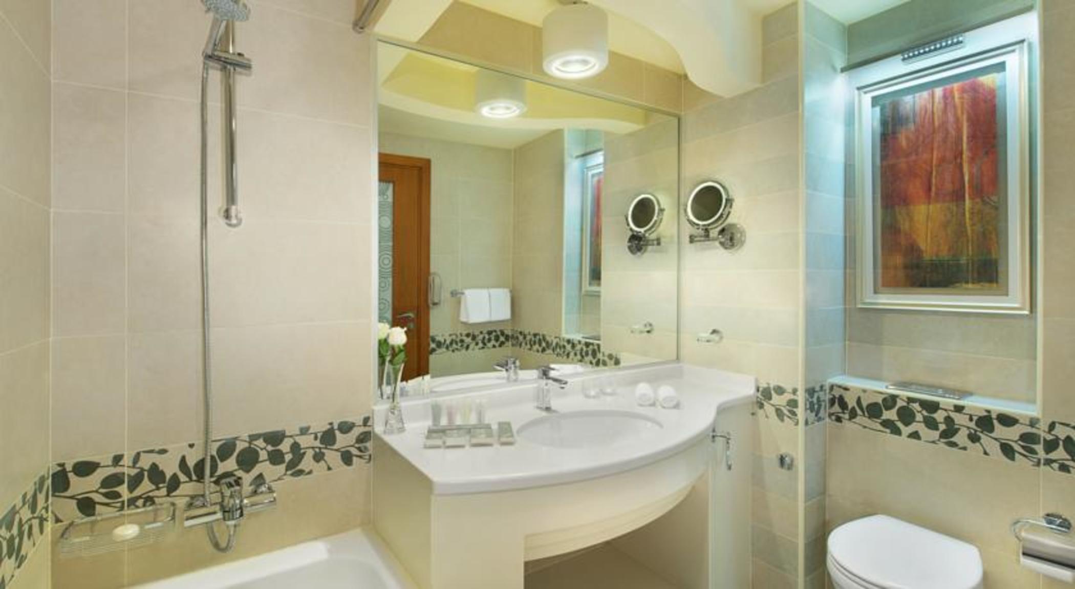 Hotel City Seasons Towers Hotel Bur Dubai 4*