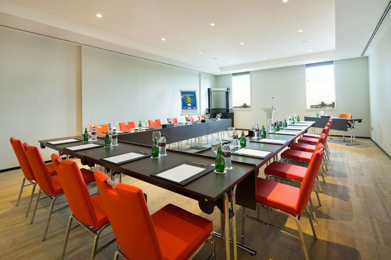 Ibis One - World Trade Centre Hotel