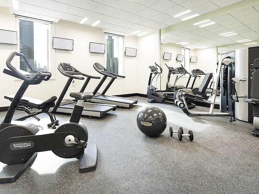 Ibis One - World Trade Centre Hotel 3*