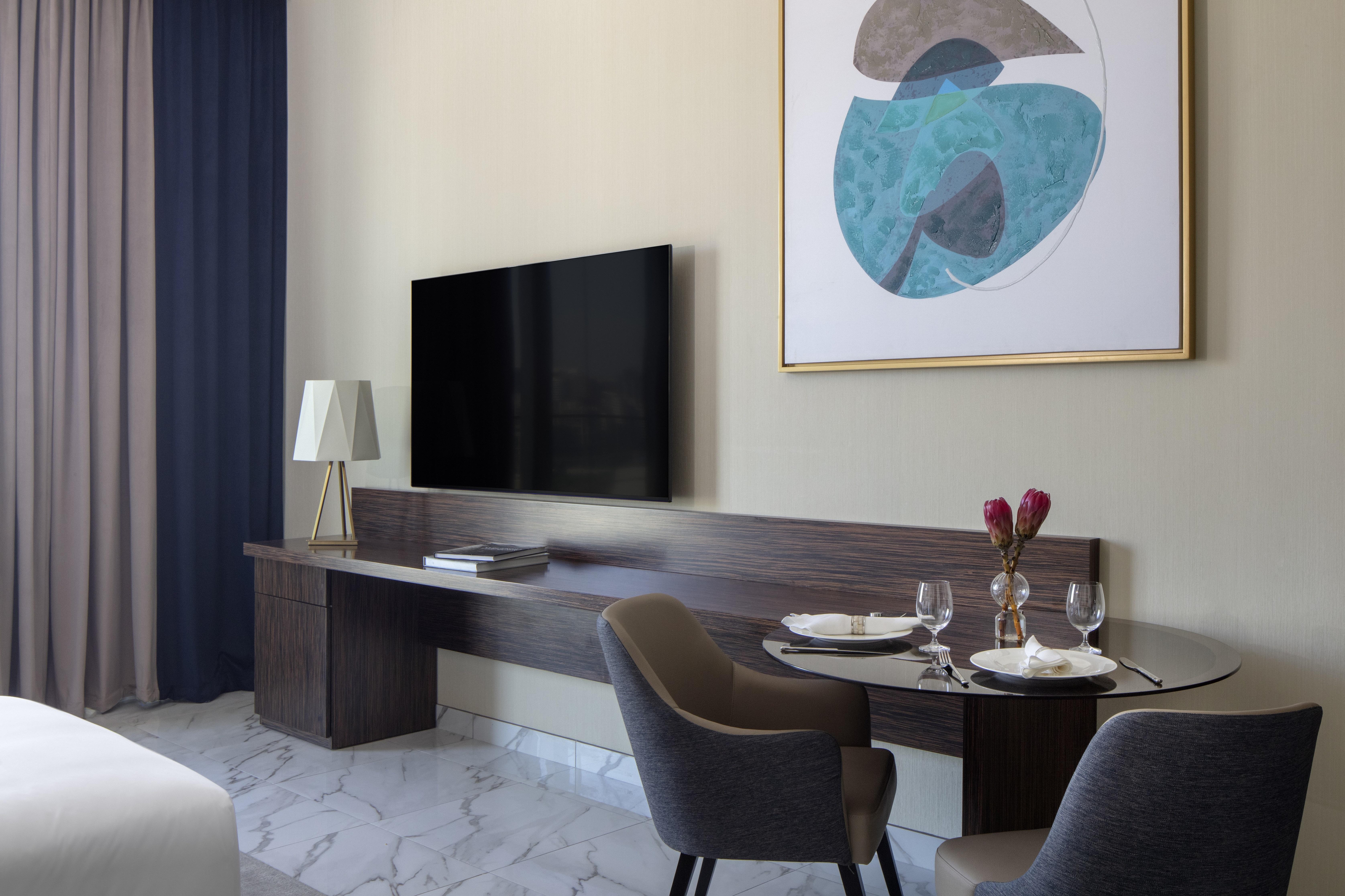 Avani Palm View & 5* Dubai