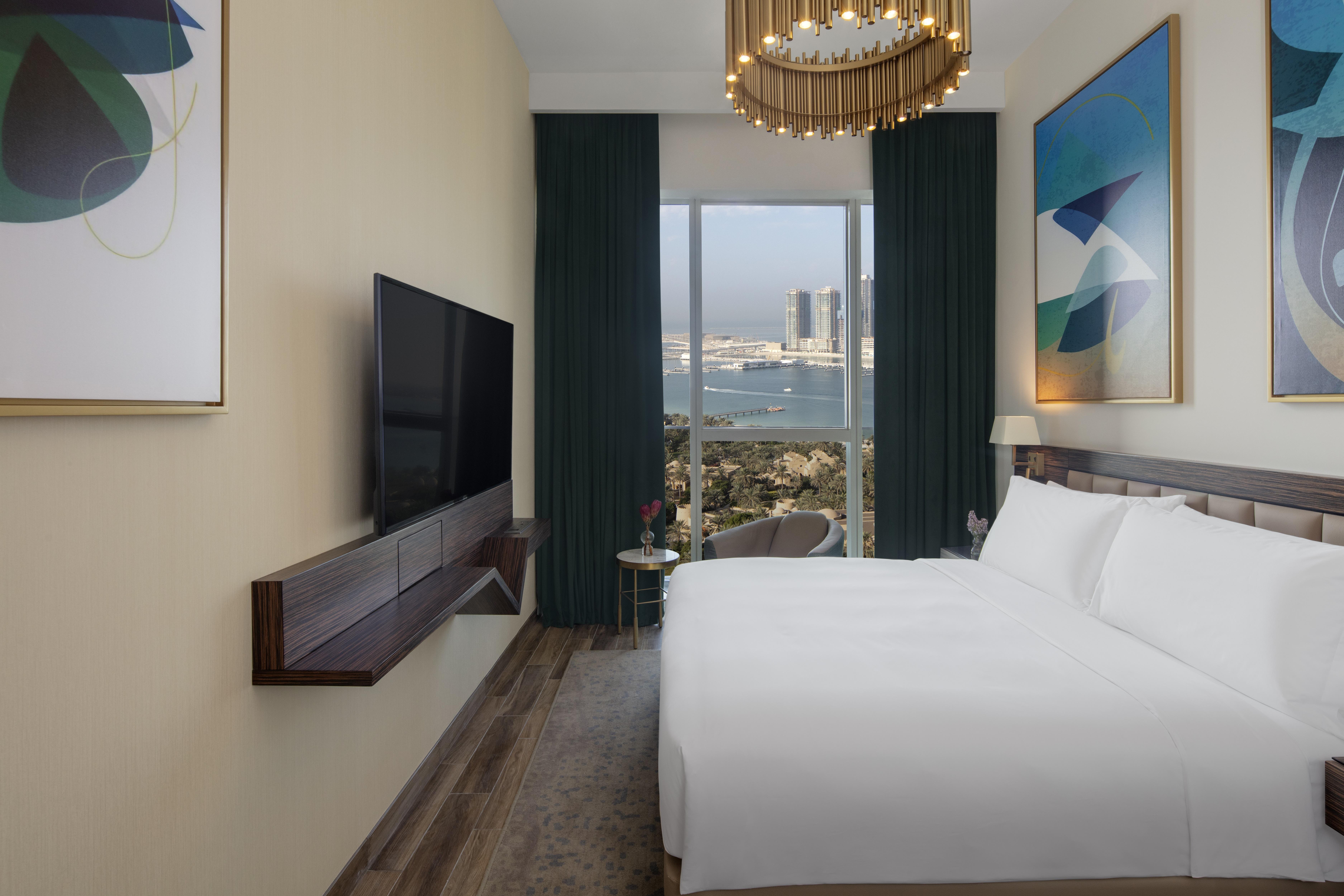 Avani Palm View & Dubai