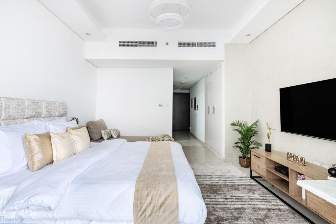 The Smart Concierge - Waves By Kasco Apartment Dubai