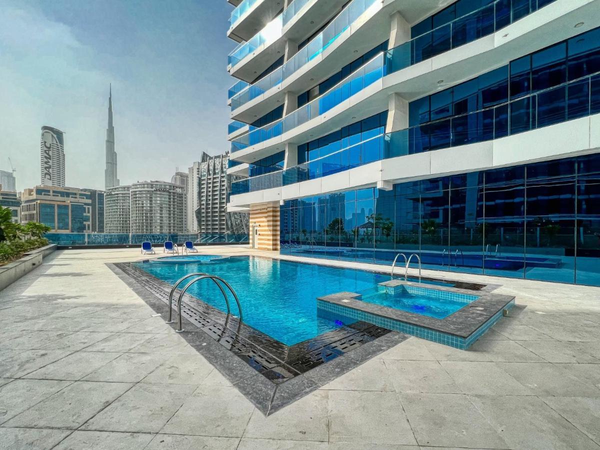 The Smart Concierge - Waves By Kasco Dubai