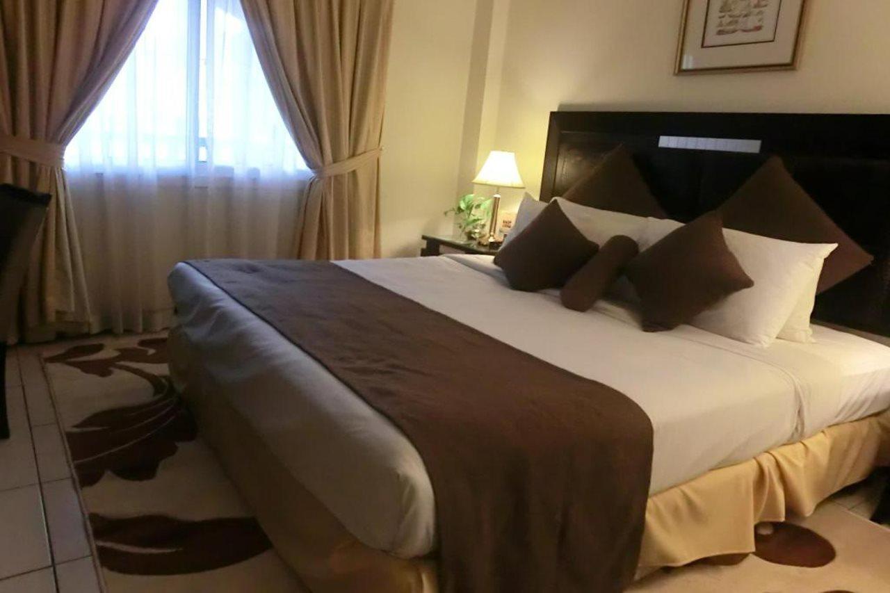 Aparthotel Deebaj Plaza 3*