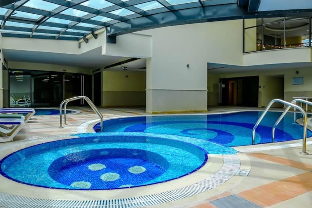 Time Place Towers, Marina Apartment *