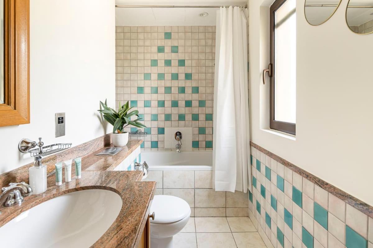 Apartment Frank Porter - Reehan 1 Dubai