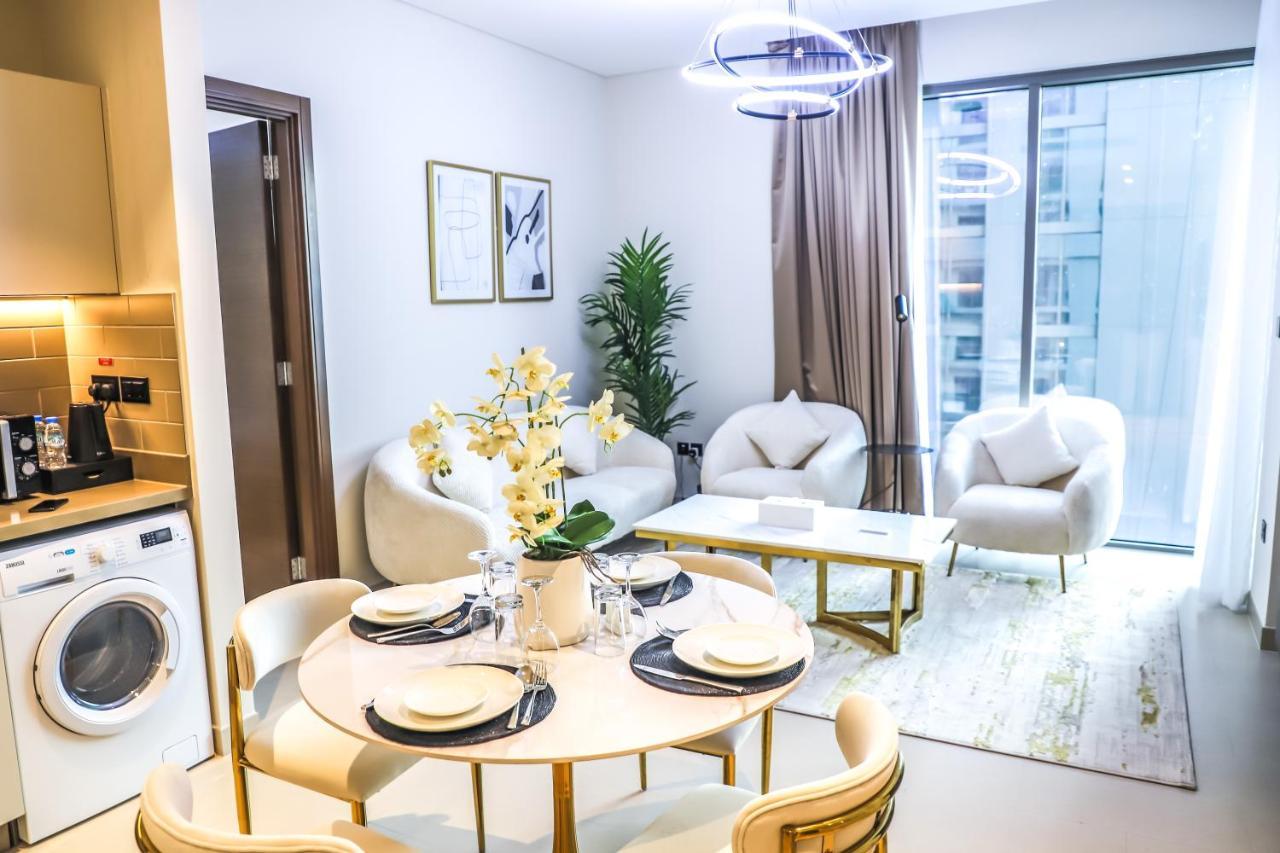 Apartment Mindblowing 2 Bedroom With Close View Of Burj Khalifa