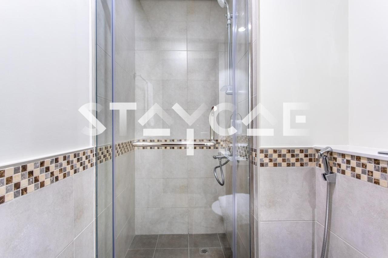 Staycae Homes - Vera Apartment
