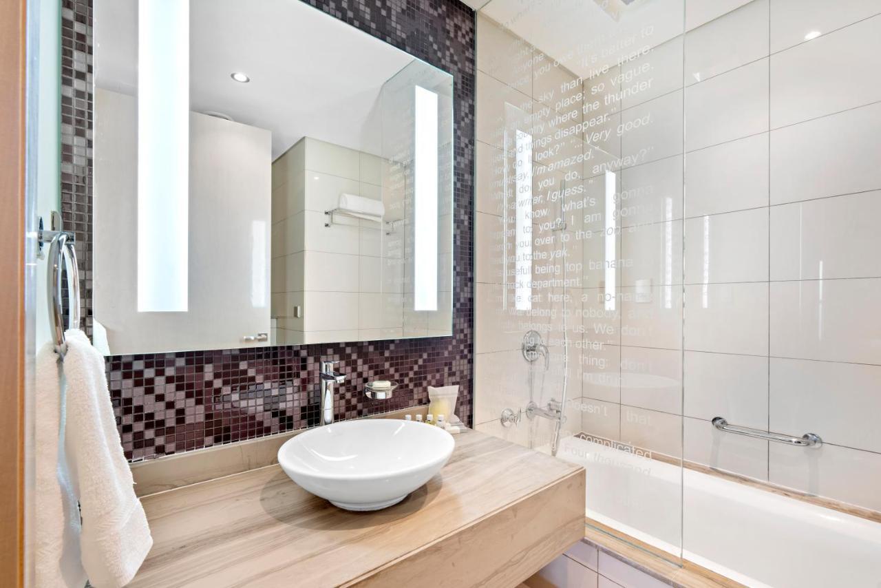 Aliving Supreme 2br Paramount Towers Business Bay 6206 Dubai