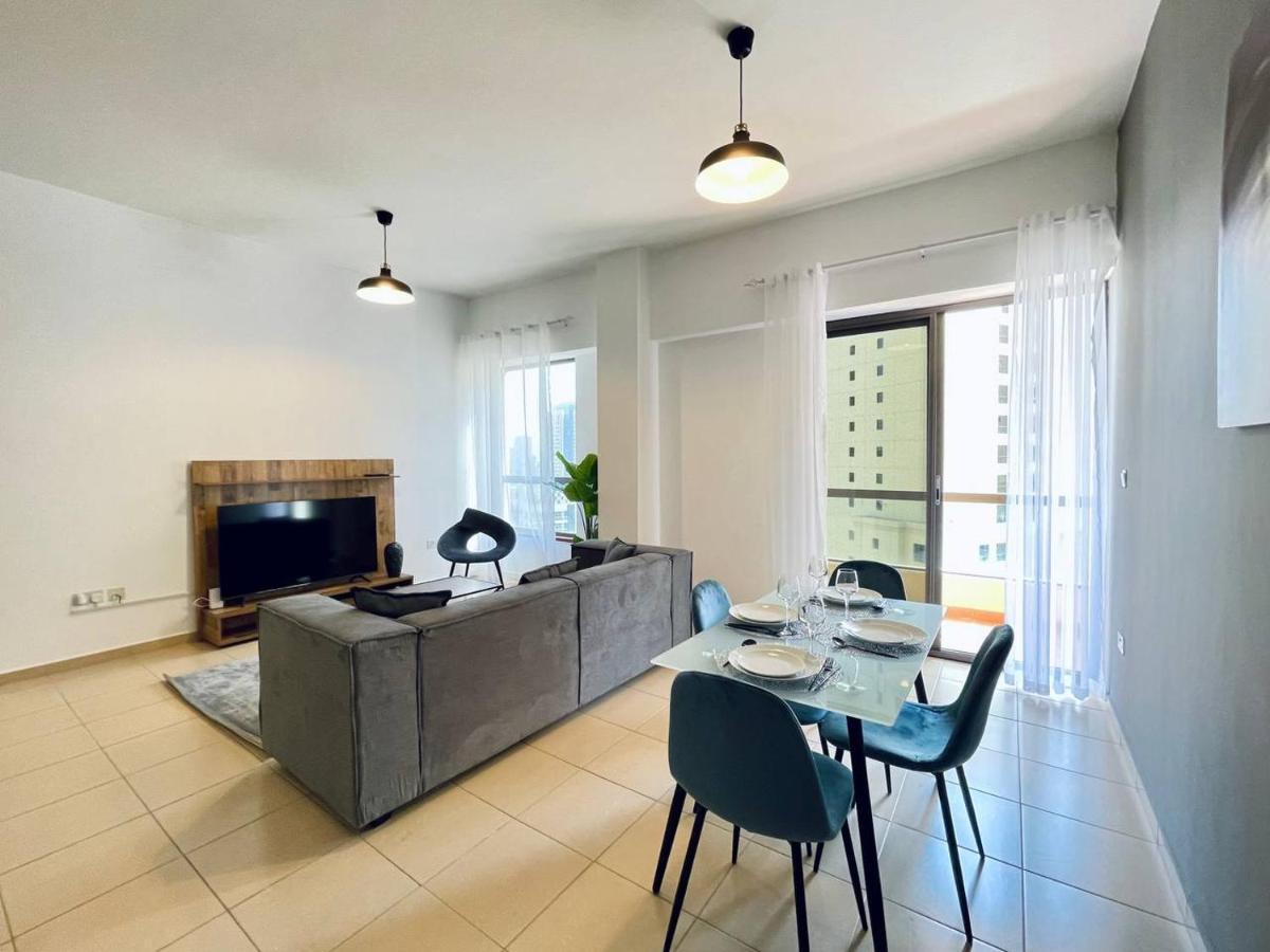 1 World, Premium Hostel, Jbr, Near Metro And Beach Apartment *