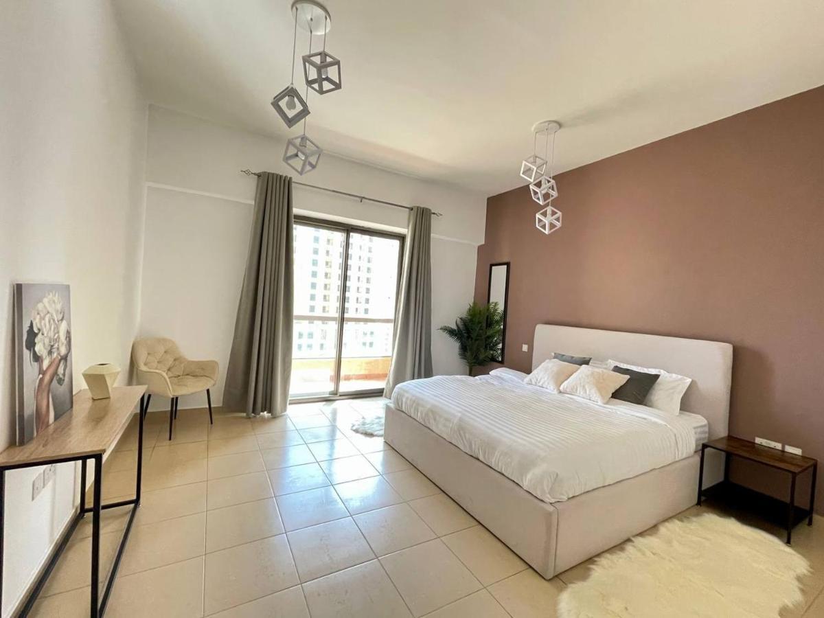 1 World, Premium Hostel, Jbr, Near Metro And Beach Apartment Dubai