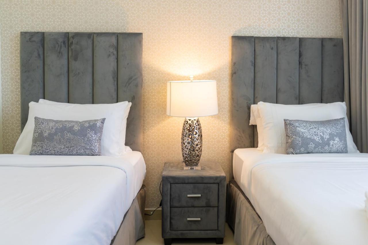 Westminster Standpoint Burj Khalifa Apartment Dubai