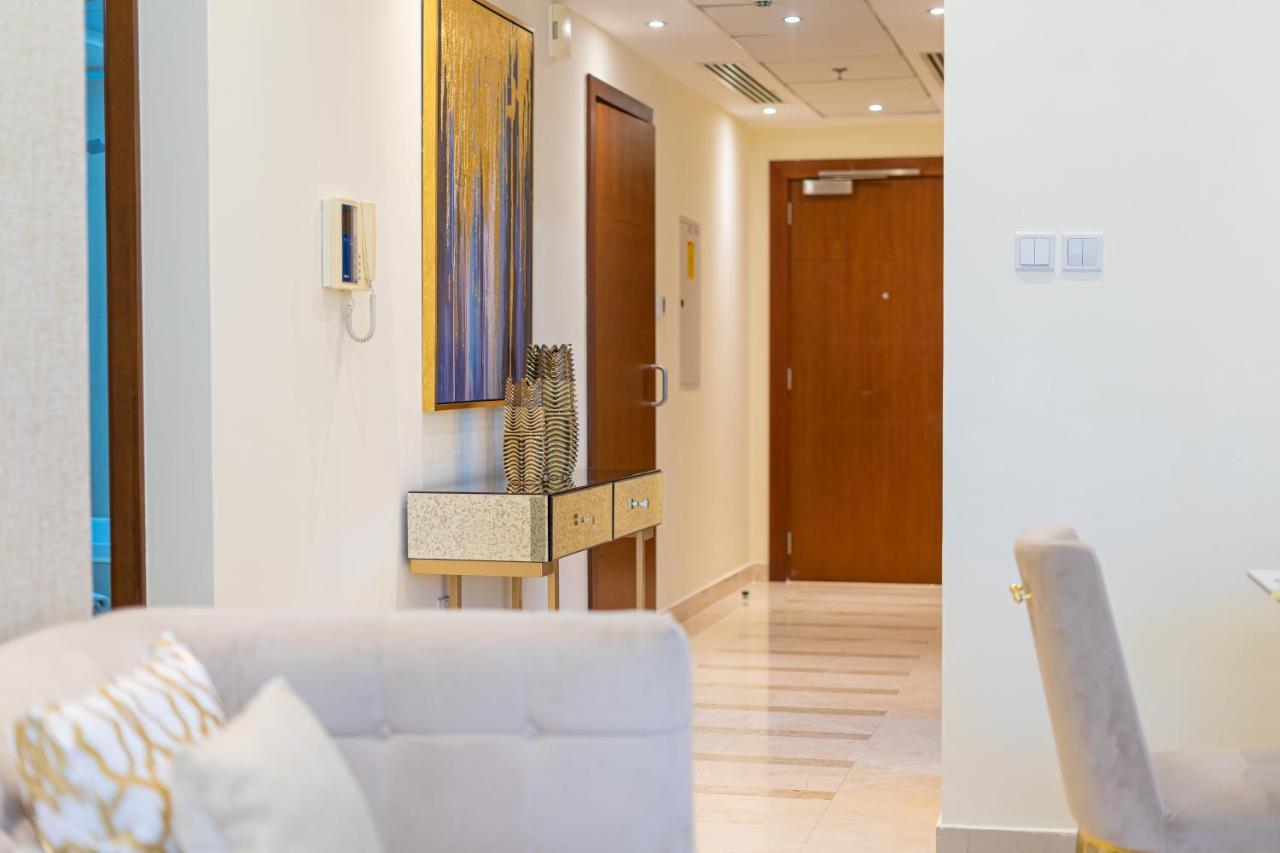 Apartment Westminster Standpoint Burj Khalifa