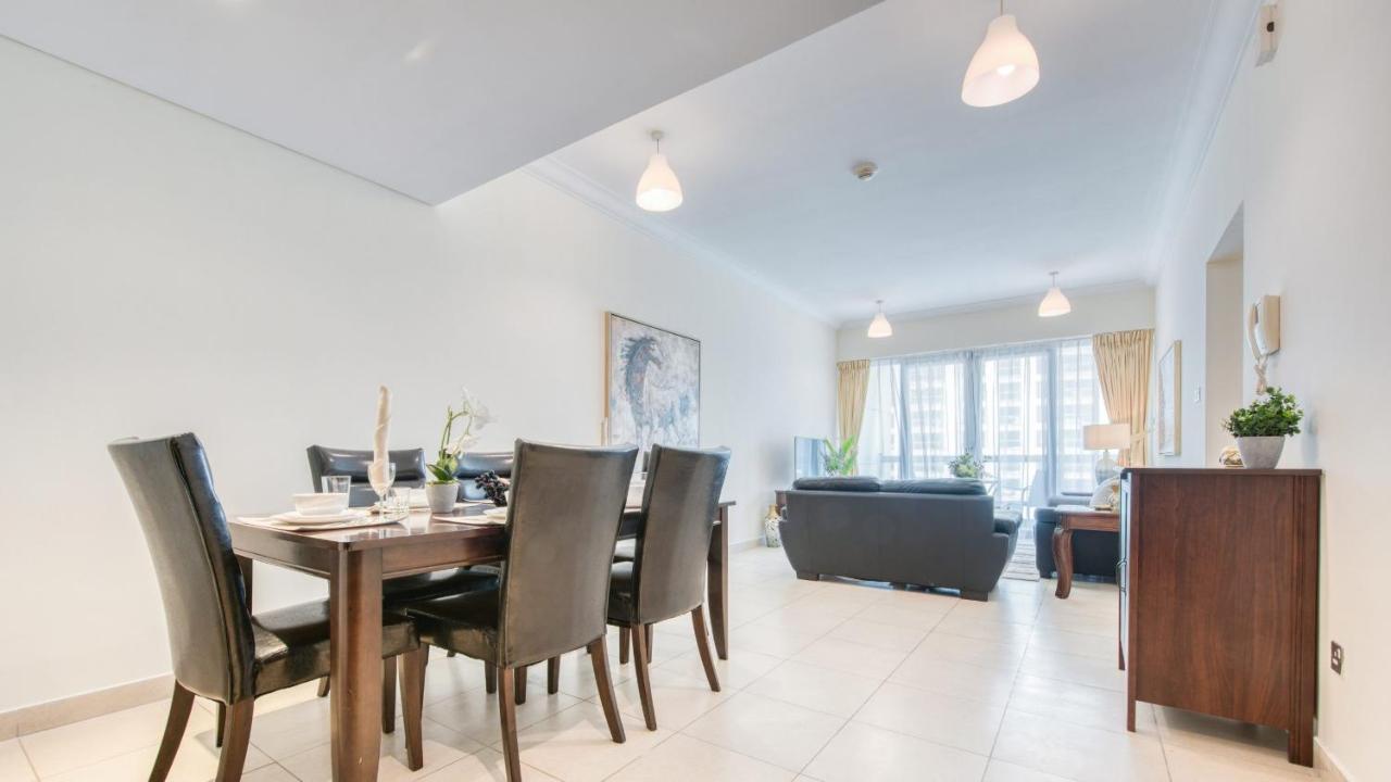 Stunning 1 Bedroom In Down Town *