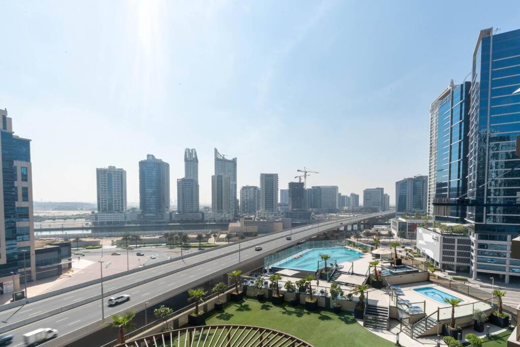 Apartment Jacuzzi, Pool And Gym - 5min From Burj Khalifa
