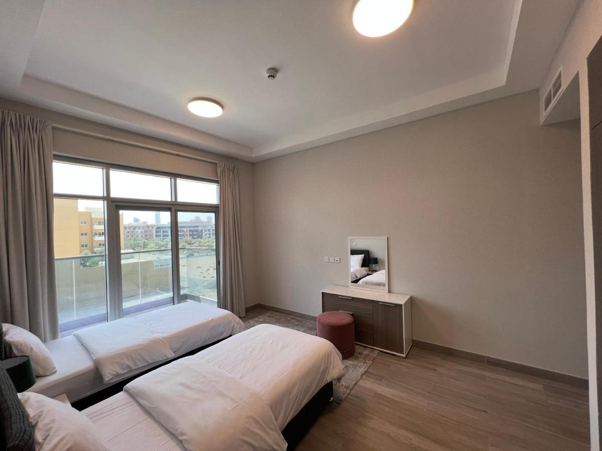 Penrose Place Jvc * Dubai