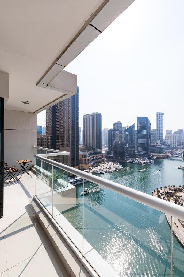 Lovely Unit With Marina View