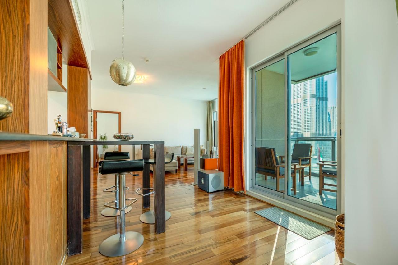 Burj Residences T3 Premium * Dubai