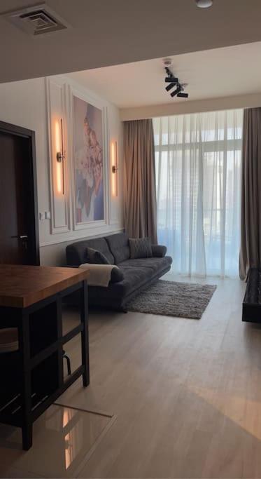 Apartment New Luxury Modern Canal View.