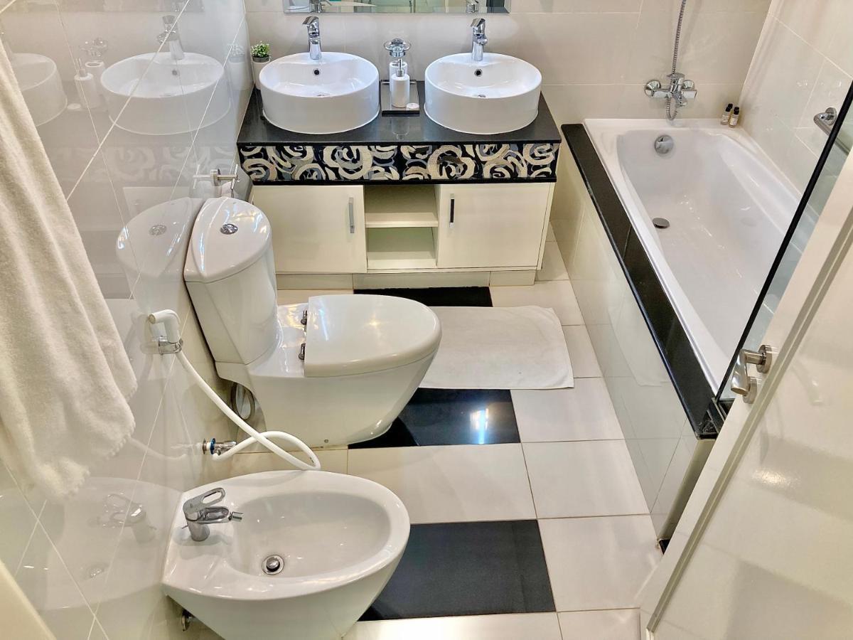 Superhost - High-rise Chic Apt With Incredible Skyline Views * Dubai