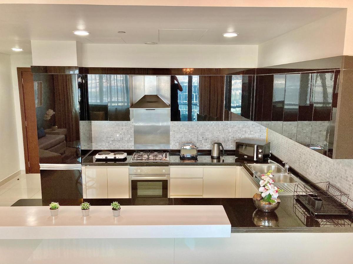 Apartment Superhost - High-rise Chic Apt With Incredible Skyline Views Dubai