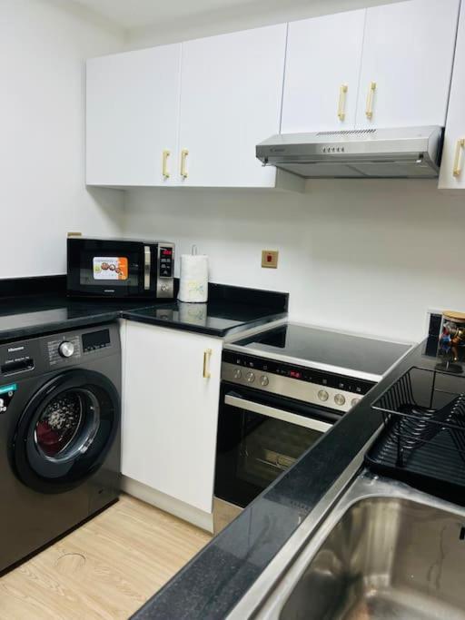 Greek Gods Luxury Jlt 1bhk With Stunning View Close To Metro Apartment *