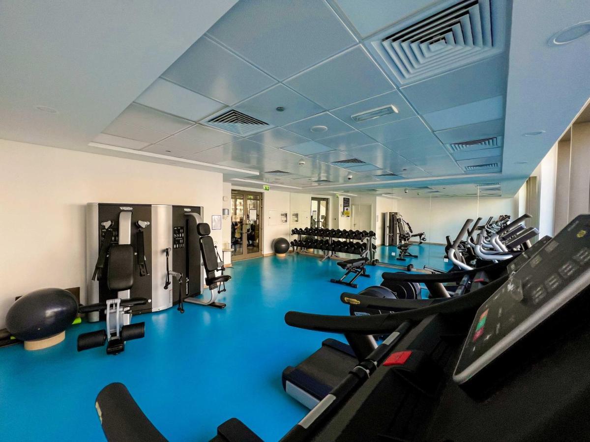 Bright And Spacious 2 Bedroom With Private Balcony Apartment Dubai