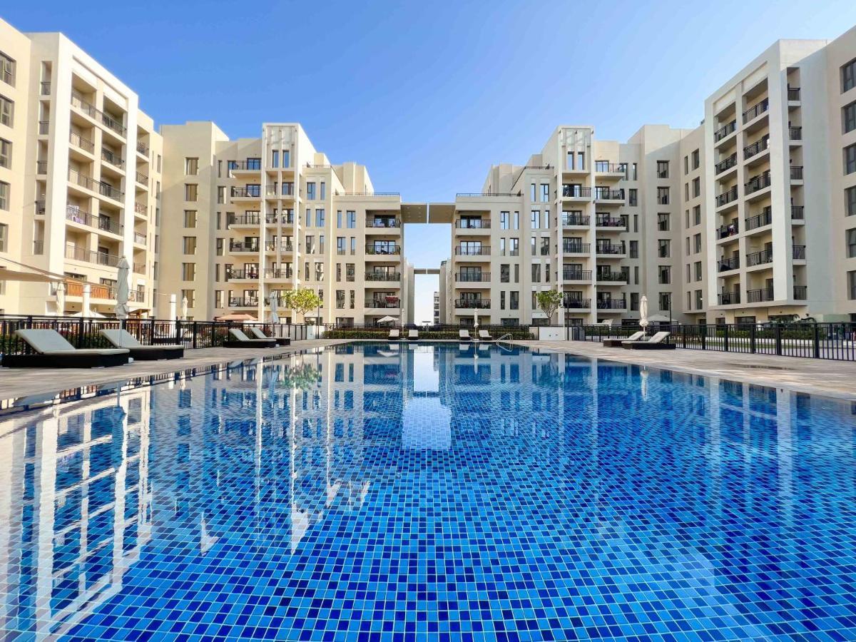 Apartment Bright And Spacious 2 Bedroom With Private Balcony *