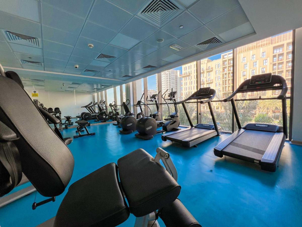 Bright And Spacious 2 Bedroom With Private Balcony * Dubai