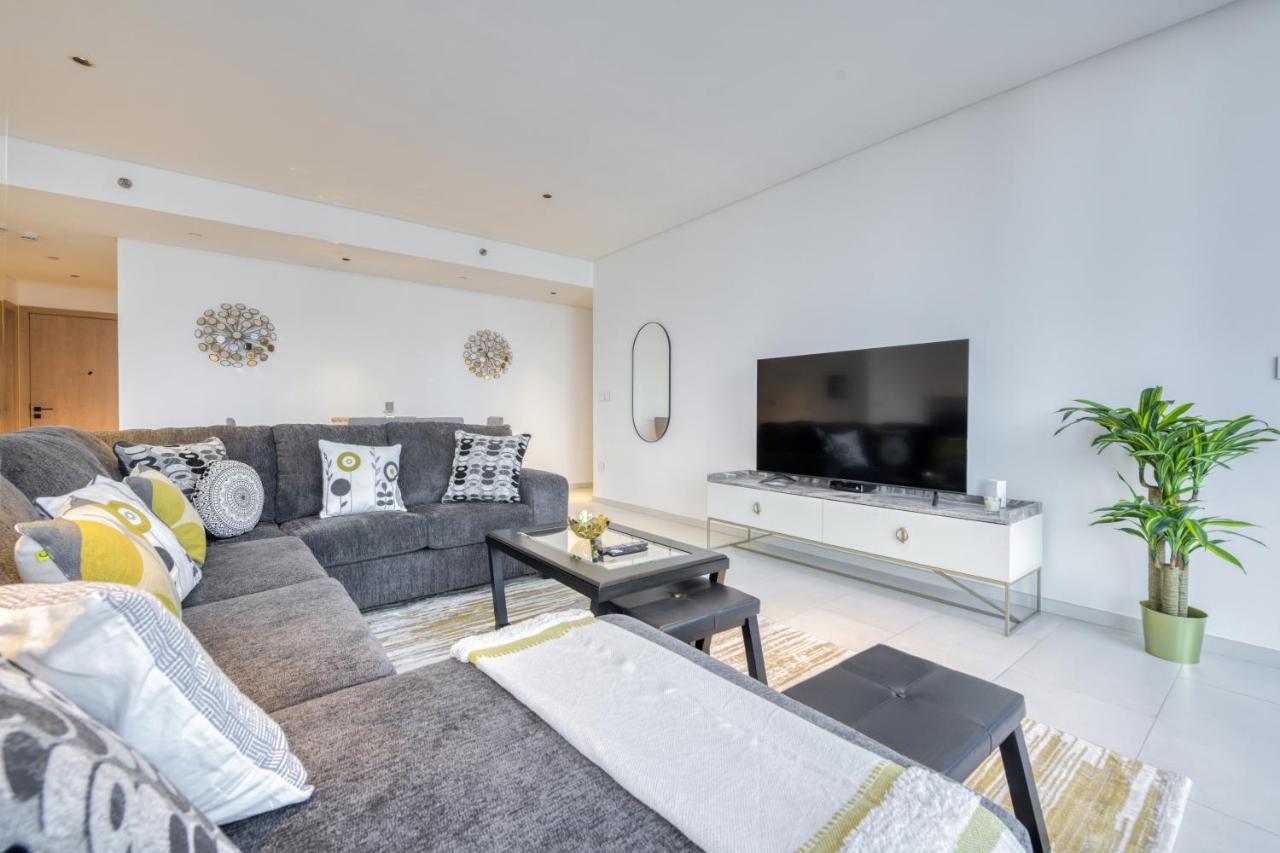 Maison Privee - Luxury, Spacious, Modern Near Burj Khalifa And Canal Apartment