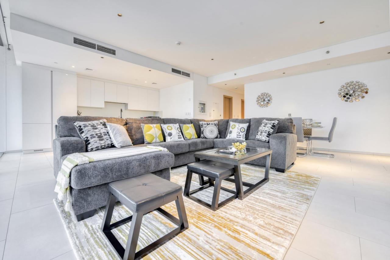 Maison Privee - Luxury, Spacious, Modern Near Burj Khalifa And Canal Apartment Dubai