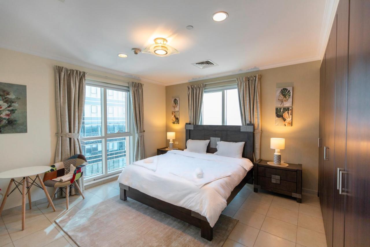 Luxury Churchill Tower- Vast Holidays