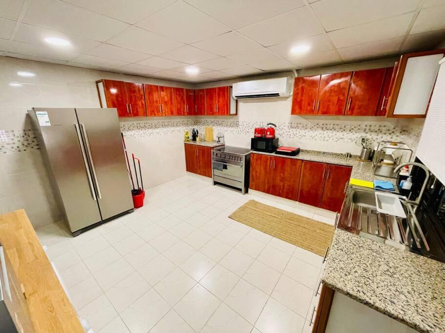 Villa The