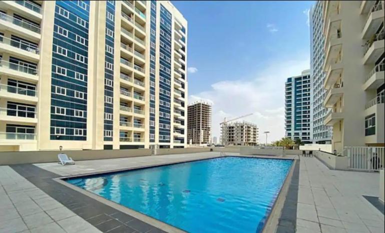 Apartment Fully Furnished With Golf Views And Gym